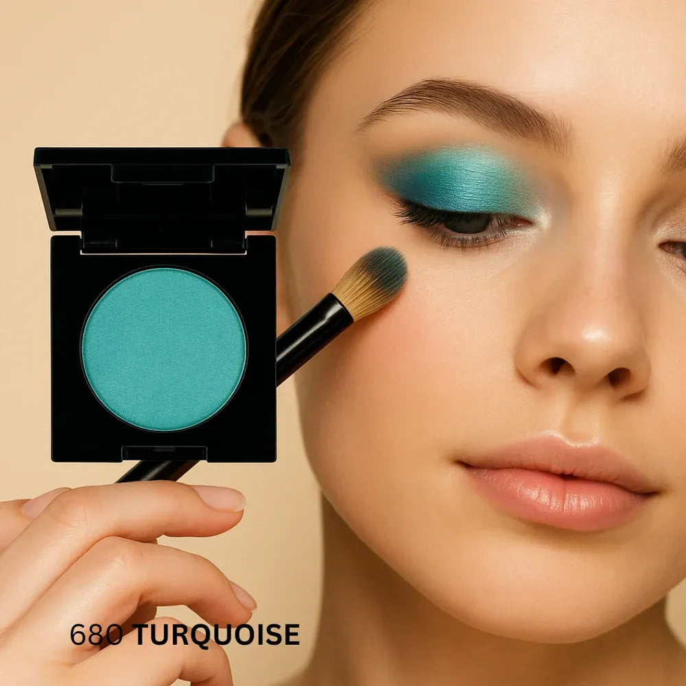 Pierre Cardin Pearly Velvet Eyeshadow